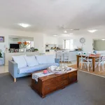 Rent 2 bedroom house in  Runaway Bay QLD 4216                        