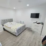 Rent 8 bedroom flat in Birmingham