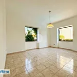 Rent 3 bedroom apartment of 90 m² in Rome