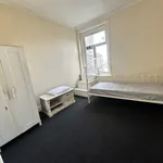 Rent 4 bedroom flat in London