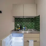 Rent 2 bedroom apartment of 20 m² in Berlin