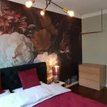 Miete 2 Schlafzimmer wohnung von 592 m² in Dusseldorf