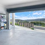 Rent 4 bedroom house of 197 m² in Hobart