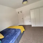 Rent 8 bedroom house in East Midlands