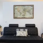 Rent 2 bedroom apartment of 70 m² in Porto