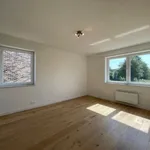 Maison de 284 m² avec 4 chambre(s) en location à Perwez