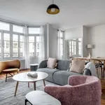 Appartement de 1506 m² avec 3 chambre(s) en location à Paris