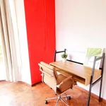 Rent 2 bedroom apartment of 12 m² in Barcelona