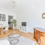 Appartement de 61 m² avec 3 chambre(s) en location à Paris