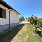 Rent 4 bedroom house of 80 m² in Latina