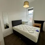 Rent 5 bedroom flat in Edinburgh  East