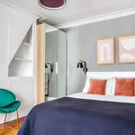 Rent 2 bedroom apartment of 40 m² in Paris