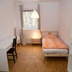 Rent a room of 88 m² in hamburg