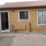 Rent 2 bedroom house of 50 m² in Pretoria