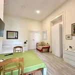 Rent 2 bedroom apartment of 40 m² in Naples