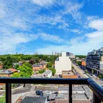 Appartement de 1194 m² avec 8 chambre(s) en location à Toronto