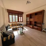 Rent 4 bedroom apartment of 85 m² in Modena