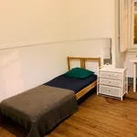 Rent 6 bedroom apartment in Lisbon