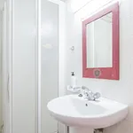 Rent 3 bedroom apartment in Barcelona