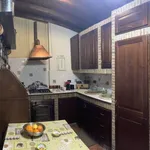 Rent 5 bedroom house of 200 m² in Misterbianco