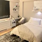 Rent 1 bedroom apartment of 791 m² in Manhattan