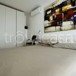 Rent 1 bedroom apartment of 80 m² in Taranto