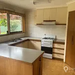 Rent 3 bedroom house in Foster