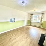 Rent 3 bedroom flat in North East Derbyshire