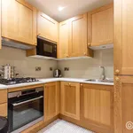 Rent 3 bedroom apartment in Edinburgh