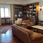 Rent 11 bedroom house of 400 m² in Pomezia