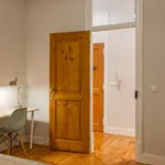 Rent a room in lisbon