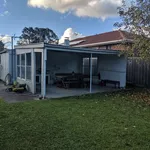 Rent 3 bedroom house in North Geelong