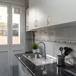 Rent 3 bedroom apartment in Madrid