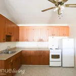 Appartement de 947 m² avec 2 chambre(s) en location à Regina