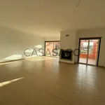 Rent 3 bedroom house of 150 m² in Alcantarilha e Pêra