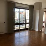 Appartement de 44 m² avec 2 chambre(s) en location à montrouge