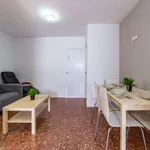 Rent a room of 104 m² in valencia