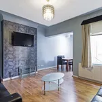 Rent 5 bedroom house in Leeds