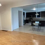 Rent 4 bedroom house of 498 m² in Mississauga (East Credit)