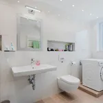 Rent 2 bedroom apartment of 84 m² in Dusseldorf