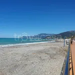 Affitto 1 camera appartamento di 55 m² in Ventimiglia