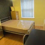 Rent 3 bedroom flat in South East England