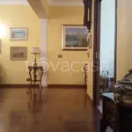 Rent 5 bedroom apartment of 165 m² in Reggio di Calabria