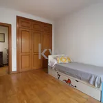 Rent 4 bedroom apartment of 197 m² in Sintra