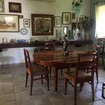 Rent 4 bedroom house of 390 m² in Mérida