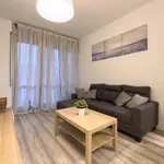 Rent 4 bedroom apartment of 75 m² in Barcelona