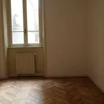 Rent 2 bedroom apartment of 60 m² in Milan