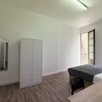 Rent 5 bedroom apartment in Barcelona