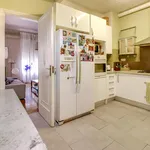 Rent 4 bedroom apartment in Barcelona