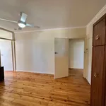 Rent 4 bedroom house in Davoren Park